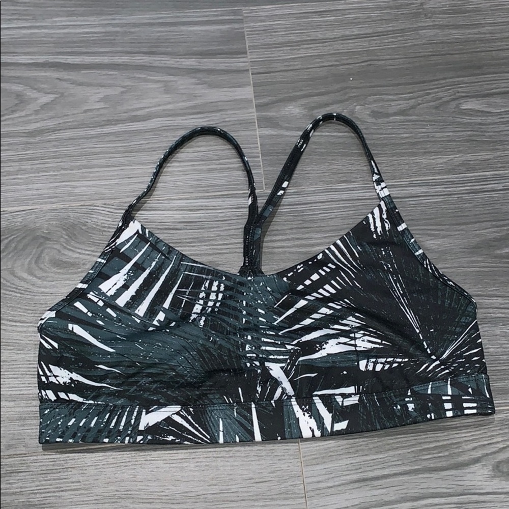 Active wear sports bra.